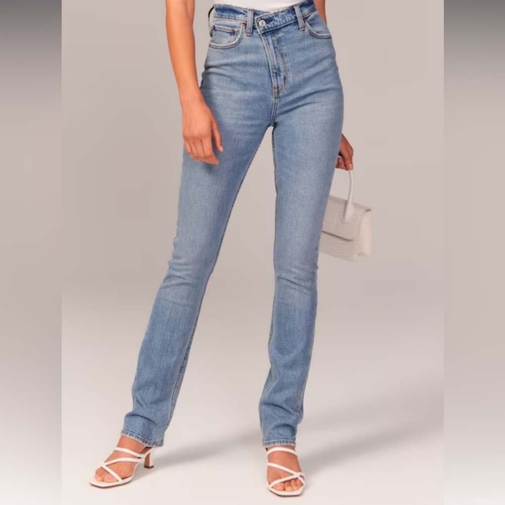 Ultra high rise 90s slim straight jeans